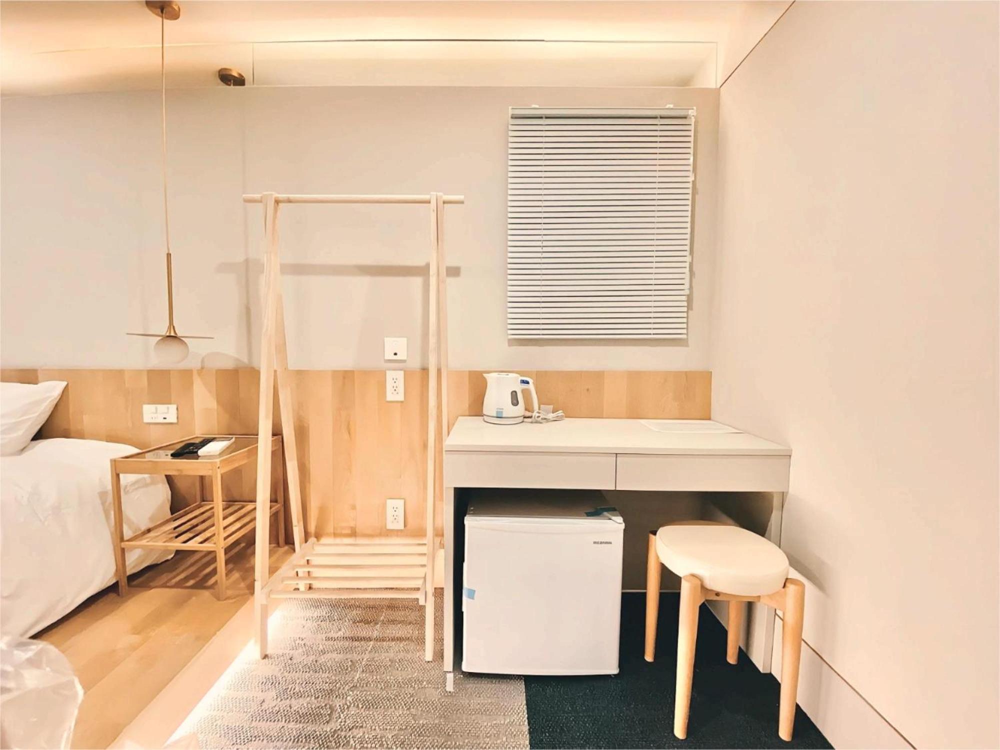 Hotel 东京上野超级中心 设计师房间yaob 上野公园3分钟 车站1分钟 超级繁华 免费wifi 戴森吹风