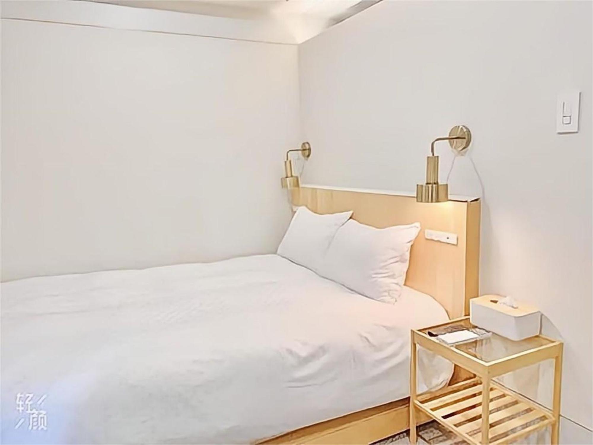 Hotel 东京上野超级中心 设计师房间yaob 上野公园3分钟 车站1分钟 超级繁华 免费wifi 戴森吹风 Tokio